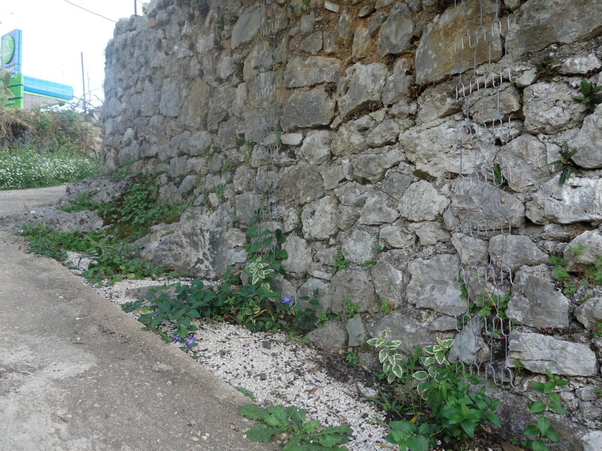 Guesthouse Near The Castle Of Himare Exterior foto